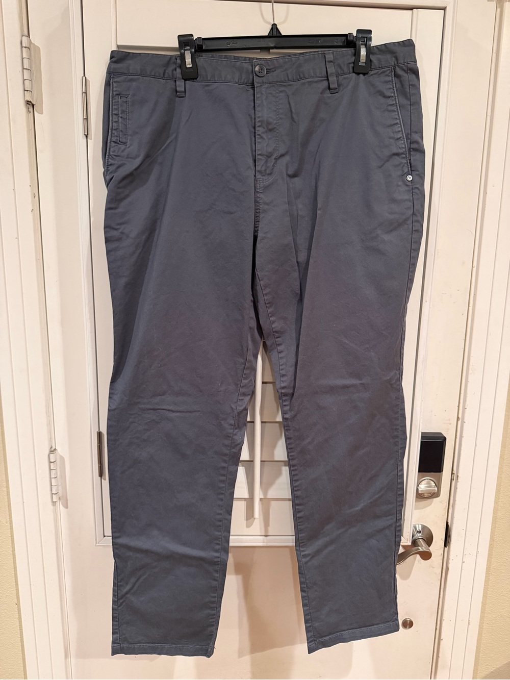 Vuori Men's Slate Gray Chino Pants